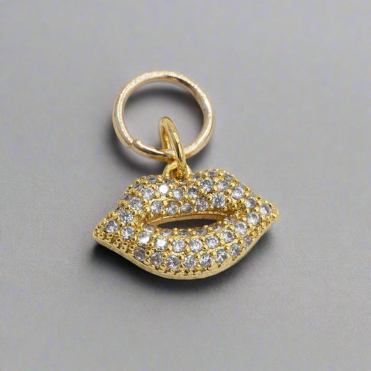 Sparkle Kiss Charm