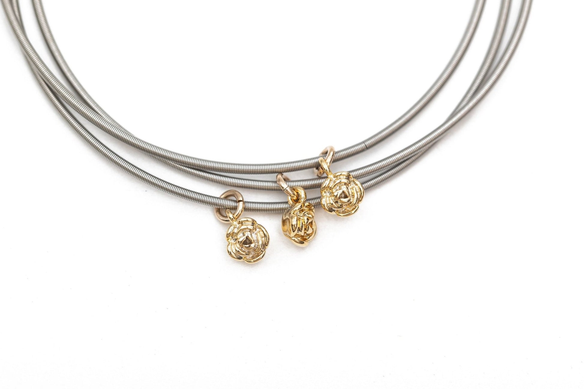 Three Roses Charm - Emerson & Oliver - Dia Charms